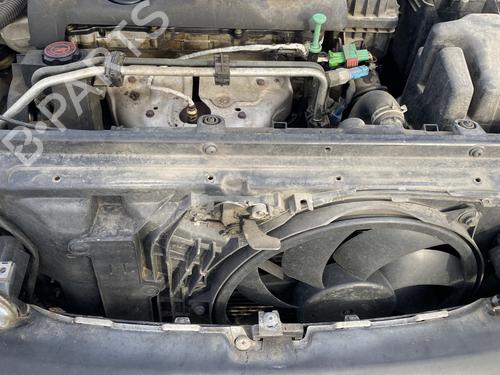 Used Front slam panel PEUGEOT 206 Hatchback (2A/C) 1.4 16V (88 hp) 30302420