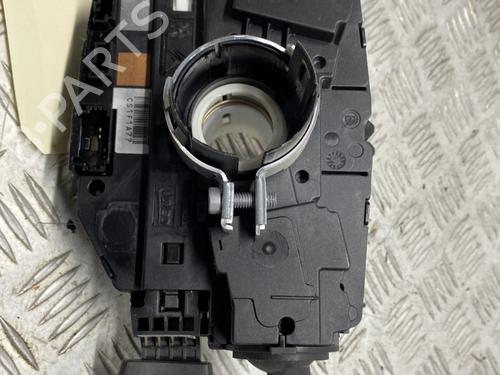 Steering column stalk PEUGEOT 308 SW II (LC_, LJ_, LR_, LX_, L4_) 1.6 BlueHDi 100 | BP21086731I23