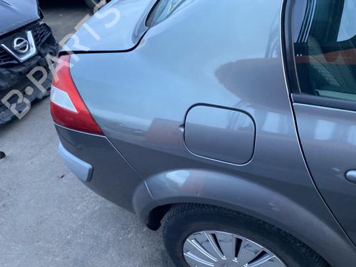 Bagstkærm Højre RENAULT MEGANE II (BM0/1_, CM0/1_) 1.6 16V (BM0C, CM0C) (113 hp) 30315411