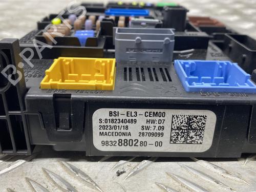 Used Fuse box Fuse box CITROËN C3 AIRCROSS II (2R_, 2C_) 1.5 BlueHDi 110 (110 hp) 32091856 32091856