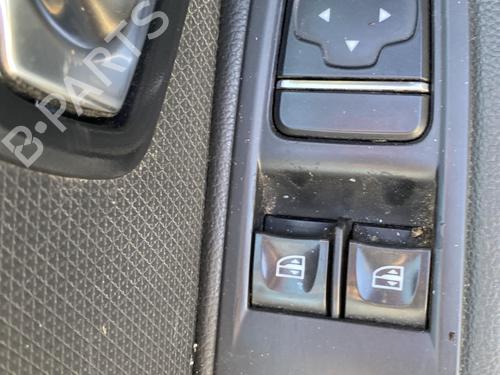 Used Left front window switch Left front window switch RENAULT CLIO IV (BH_) 1.5 dCi 90 (90 hp) 29571721 29571721