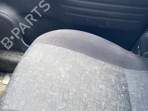 Used Right front seat Right front seat OPEL ZAFIRA A MPV (T98) 2.0 DI 16V (F75) (82 hp) 26738585 26738585