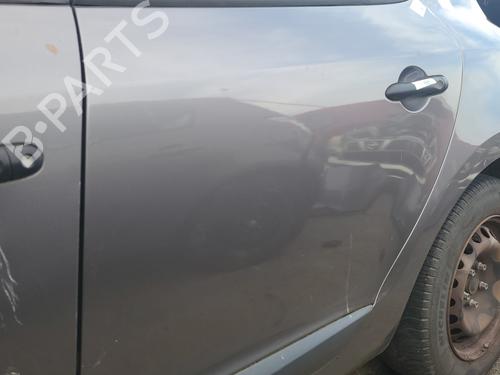 left-rear-door-renault-megane-iii-hatchback-bz01_-b3_-2008-23785610 main image