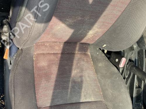Used Right front seat Right front seat 22124532 22124532