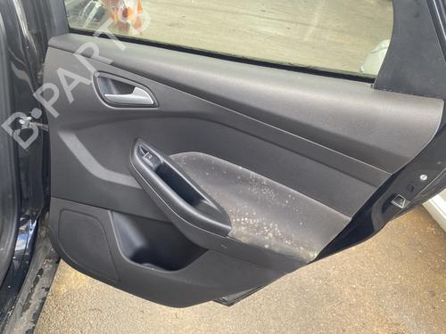 Bageste højre beklædning FORD FOCUS III 1.0 EcoBoost (100 hp) 32002871
