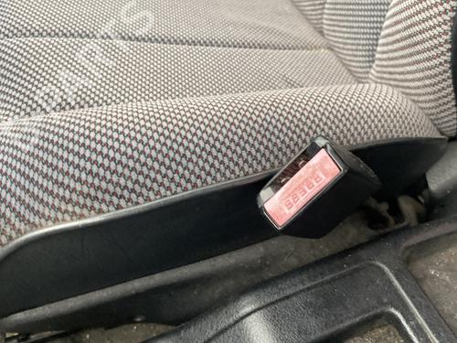 Engache cinturón Engache cinturón PEUGEOT 405 II (4B) 1.9 TD (90 hp) 32209715 32209715