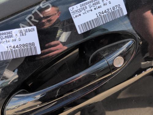 front-left-exterior-door-handle-mercedes-benz-a-class-w169-2004-2005-2006-2007-2008-2009-2010-2011-2012-34046427 main image