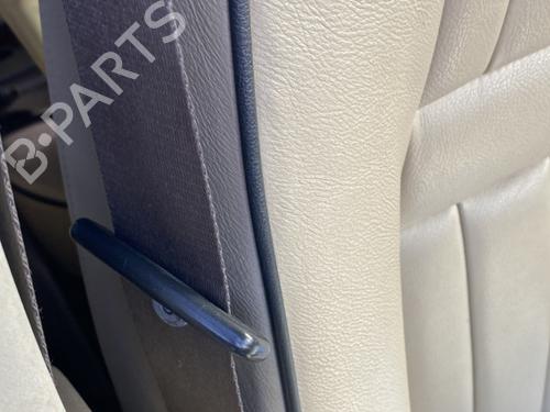 Used Front right seatbelt Front right seatbelt LAND ROVER RANGE ROVER II (P38A) 2.5 D 4x4 (136 hp) 29852131 29852131