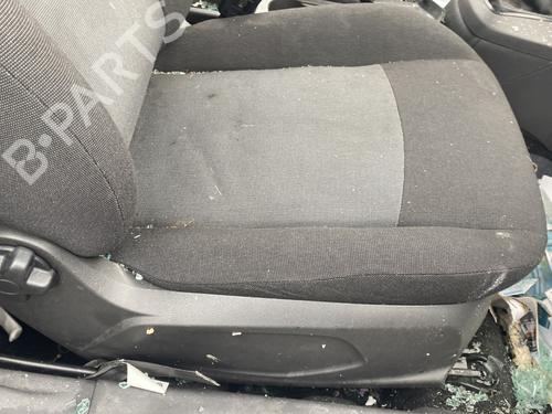 Right front seat FORD FIESTA VI (CB1, CCN) 1.5 TDCi | BP32412381C16