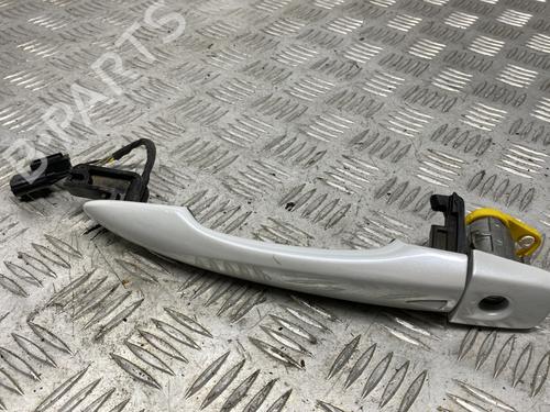 Front left exterior door handle RENAULT KADJAR (HA_, HL_) 1.2 TCe 130 (HLMR) | BP30464818C128