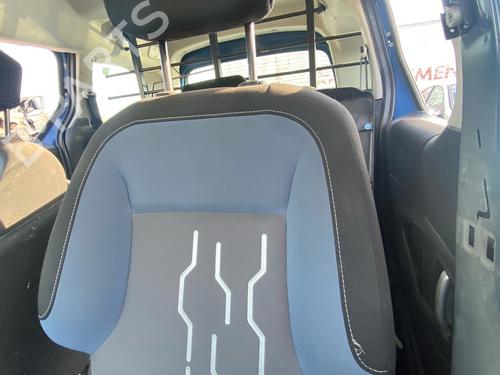 Left front seat PEUGEOT PARTNER Tepee 1.6 HDi | BP39703071C15 - Image 3
