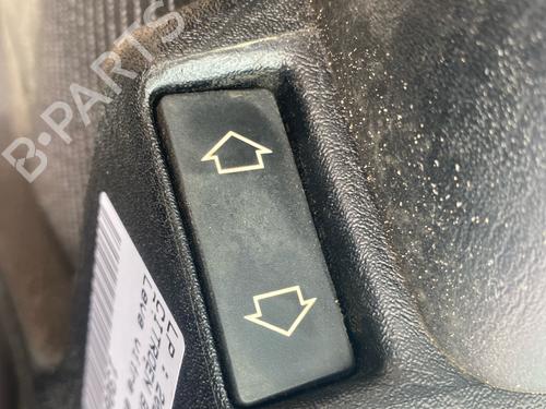 Used Left front window switch Left front window switch 38064120 38064120