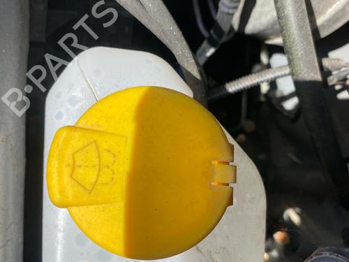 Used Windscreen washer tank Windscreen washer tank 38091996 38091996