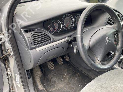 Tableau de bord CITROËN C5 II (RC_) 1.6 HDi (RC8HZB) (109 hp) 26384691