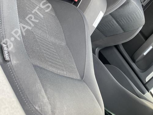 Left front seat VW TOURAN (1T1, 1T2) 2.0 TDI | BP28614170C15
