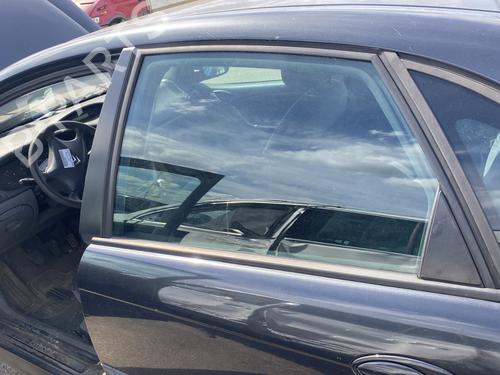 rear-left-door-window-citroen-c5-i-dc_-2001-2002-2003-2004-2005-27485872 main image