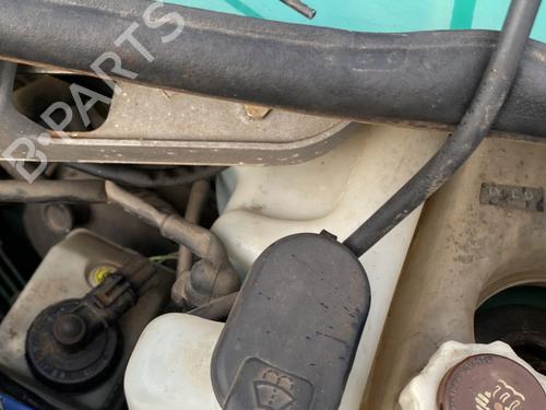 windscreen-washer-tank-renault-twingo-i-c06_-1993-1994-1995-1996-1997-1998-1999-2000-2001-2002-2003-2004-2005-2006-2007-2008-2009-2010-2011-2012-32412344 main image