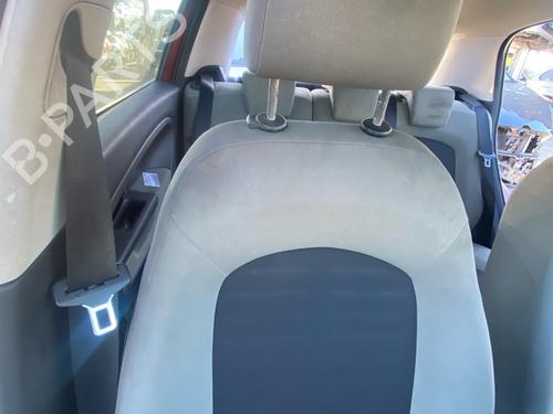 Used Right front seat Right front seat 39389159 39389159
