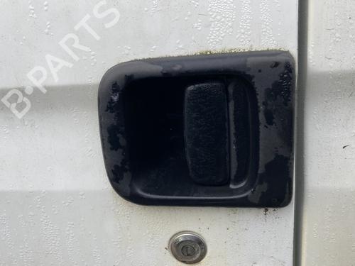 Used Front left exterior door handle RENAULT MASTER II Van (FD) 2.5 D (FD0A, FD0E, FD2E, FD3E) (80 hp) 29599748