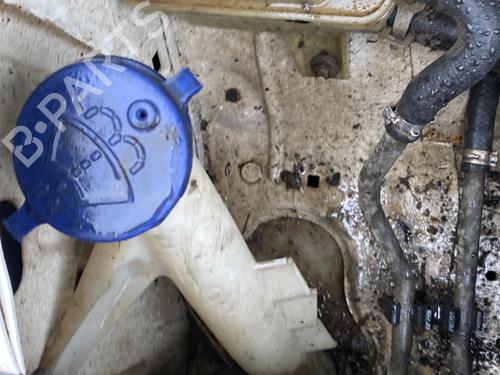 Used Windscreen washer tank PEUGEOT PARTNER Box Body/MPV (5_, G_) 1.9 D (69 hp) 31969590