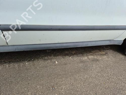 Used Right front door RENAULT 19 I (B/C53_) 1.4 (80 hp) 22121809