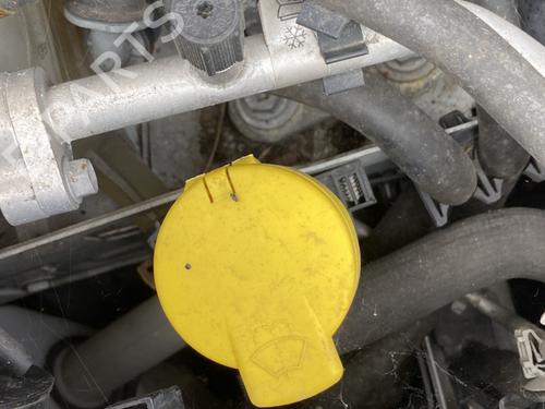 Used Windscreen washer tank RENAULT GRAND SCÉNIC III (JZ0/1_) 1.5 dCi (JZ09, JZ0D, JZ10, JZ14, JZ1G, JZ29, JZ2C) (110 hp) 26564523