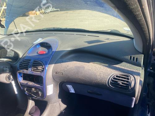 Used Dashboard Dashboard PEUGEOT 206 Hatchback (2A/C) 1.9 D (69 hp) 40064148 40064148