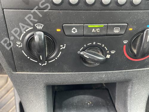 Climate control CITROËN C4 I (LC_) 1.6 HDi | BP29474916I5 - Image 2