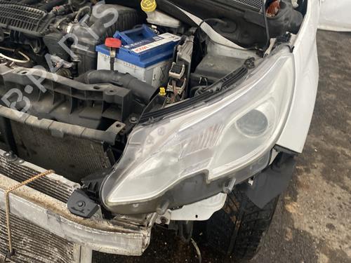 Used Left headlight PEUGEOT 2008 I (CU_) 1.2 VTi (82 hp) 31944250
