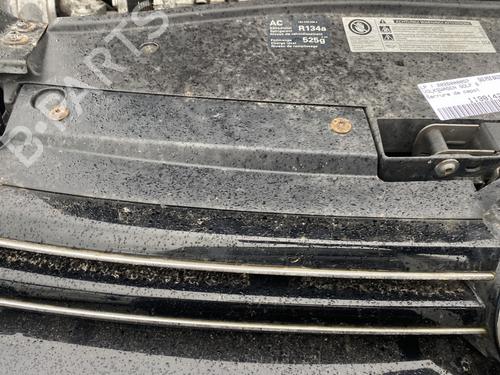 grille-vw-golf-vi-5k1-2008-2009-2010-2011-2012-2013-2014-31884318 main image