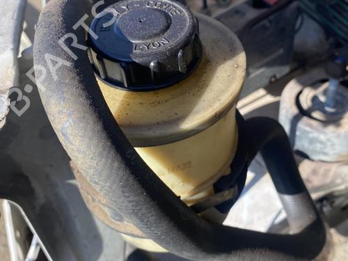 Used Power steering reservoir Power steering reservoir RENAULT MASTER II Platform/Chassis (ED/HD/UD) 2.2 dCI 90 (ED0G, ED0N, HD0G, HD0N, HD1G, HD1N, UD0G,... (90 hp) 32454137 32454137