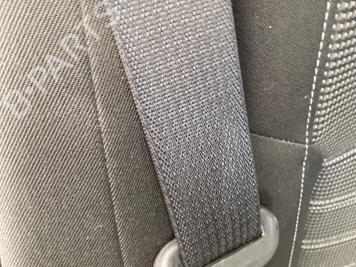 Used Rear right seatbelt Rear right seatbelt 37078499 37078499
