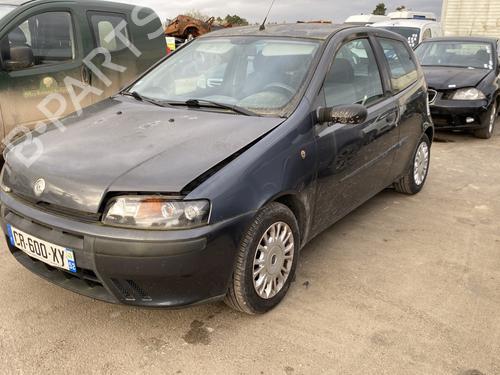 Used Parts FIAT PUNTO (188_) 1.9 JTD (86 hp) 4481956