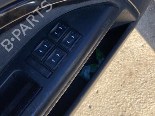 Used Right front window switch FORD MONDEO III (B5Y) 2.0 TDCi (130 hp) 24435721