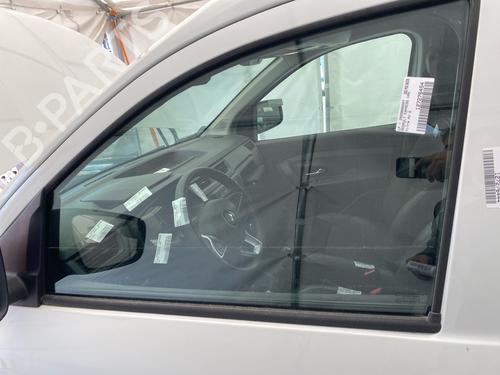 front-left-door-window-renault-express-box-bodympv-2021-36337461 main image