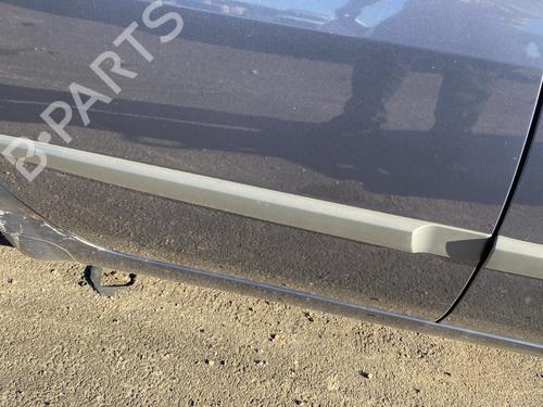 Used Door moulding trim RENAULT SCÉNIC II (JM0/1_) 2.0 dCi (JM1K) (150 hp) 29013072