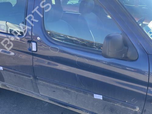 Used Right front door CITROËN BERLINGO / BERLINGO FIRST MPV (MF_, GJK_, GFK_) 1.9 D (MFDJY) (68 hp) 24400387