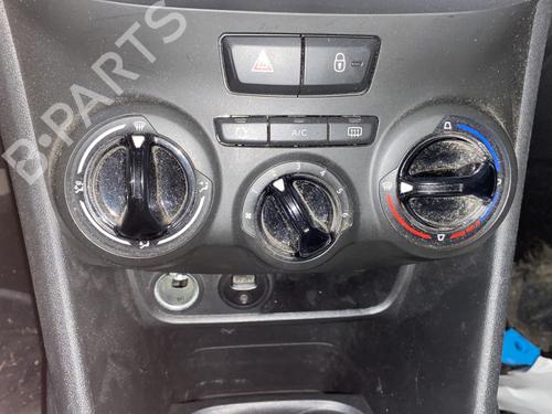 Climate control PEUGEOT 208 I (CA_, CC_) 1.2 VTI 82 | BP29848198I5