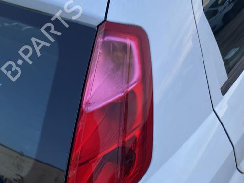 Used Right taillight Right taillight FIAT PUNTO (199_) 1.2 (199AXZ1A, 199BXZ1A) (69 hp) 31632643 31632643