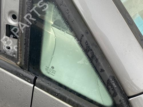 Høyre foran trekantet rude VW TOURAN (1T1, 1T2) 1.4 TSI | BP29967112C112