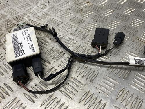 Used Electronic module Electronic module RENAULT SCÉNIC IV (J9_) 1.7 Blue dCi 120 (J9A7, J9A8) (120 hp) 32142787 32142787