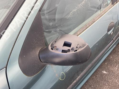 Retrovisor izquierdo PEUGEOT 206 Hatchback (2A/C) 1.4 i (75 hp) 26881882
