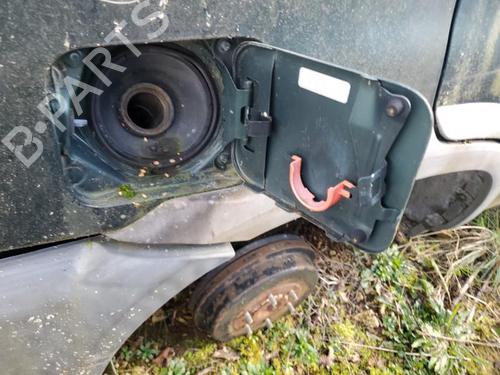 Used Fuel flap NISSAN TERRANO II (R20) 2.7 TDi 4WD (125 hp) 22118142