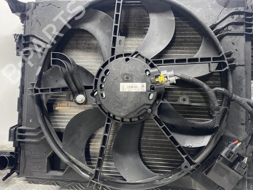 Used Water radiator RENAULT MEGANE IV Hatchback (B9A/M/N_) 1.2 TCe 130 (B9MR) (130 hp) 31643109