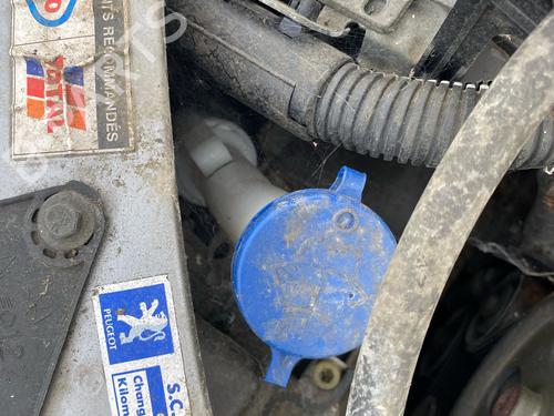 windscreen-washer-tank-peugeot-206-hatchback-2ac-1998-1999-2000-2001-2002-2003-2004-2005-2006-2007-2008-2009-2010-2011-2012-34334699 main image