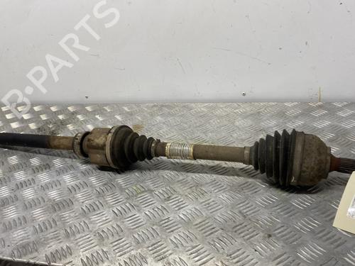 Used Right front driveshaft PEUGEOT 5008 (0U_, 0E_) 2.0 HDi 150 / BlueHDi 150 (150 hp) 28420225