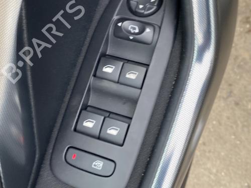 Used Left front window switch PEUGEOT 2008 I (CU_) 1.2 THP 110 / PureTech 110 (110 hp) 31116862