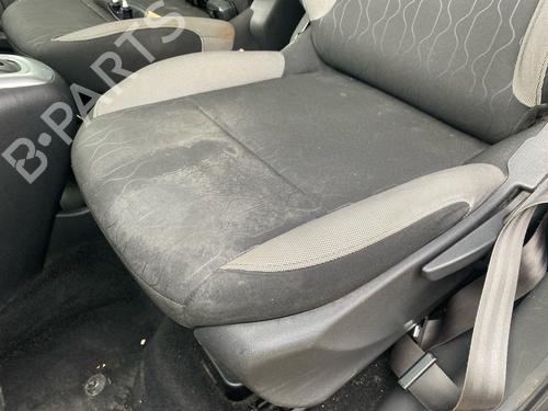 Left front seat CITROËN C3 Picasso (SH_) 1.6 HDI 90 | BP39982442C15 - Image 2