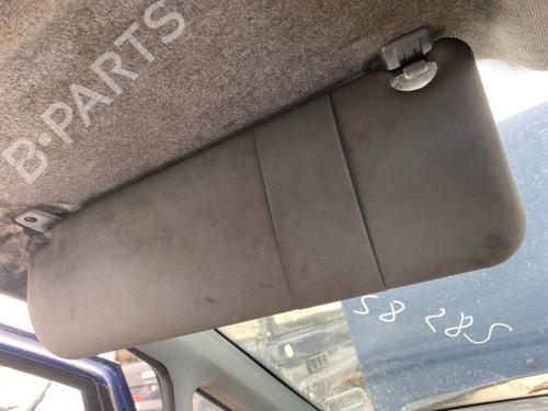 Used Left sun visor Left sun visor 35884899 35884899