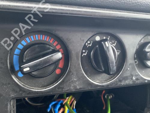 climate-control-ford-mondeo-i-gbp-1993-1994-1995-1996-30851758 main image